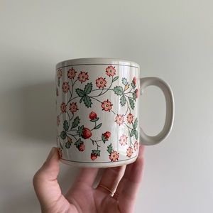 Vintage Strawberry Mug